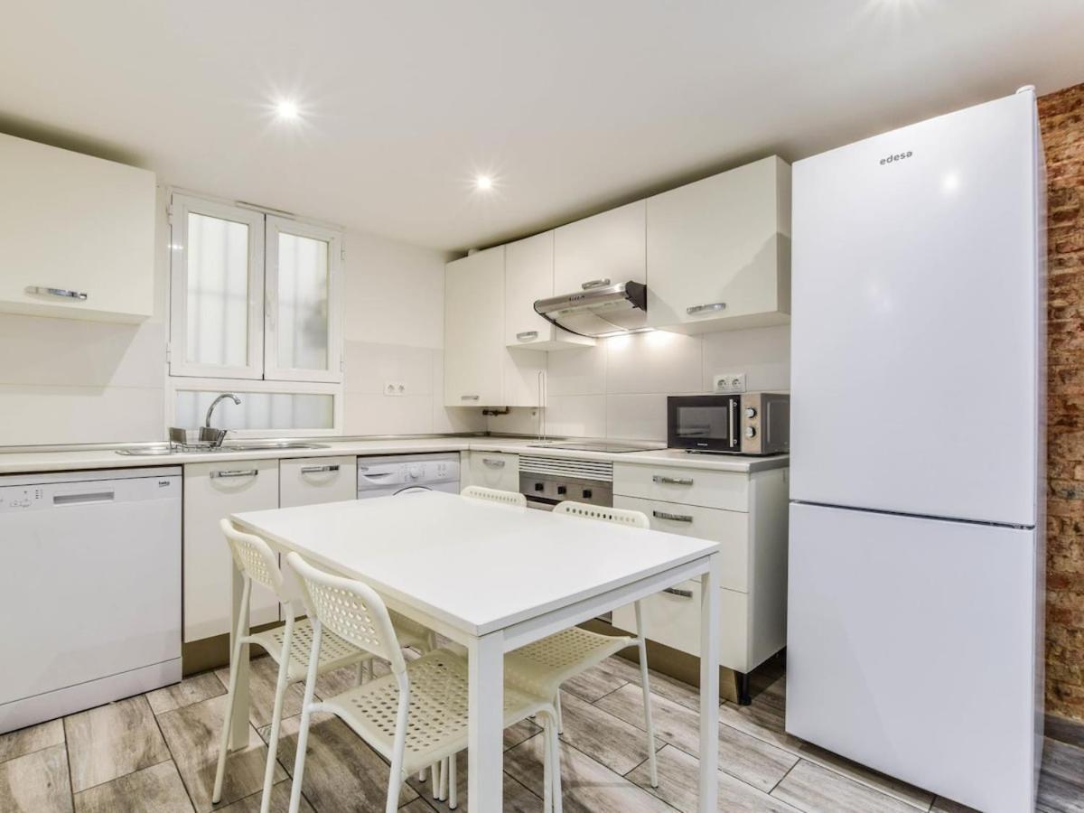 Apartamento En Cuatro Caminos Para 6 Personas Alquiler Temporal Madrid Eksteriør bilde